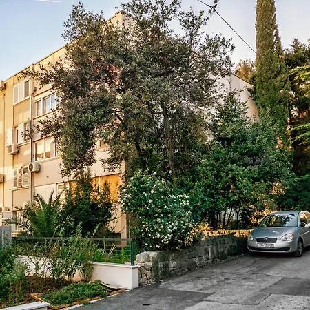 Sunny 1bd Near Firule - Balcony & Peaceful *